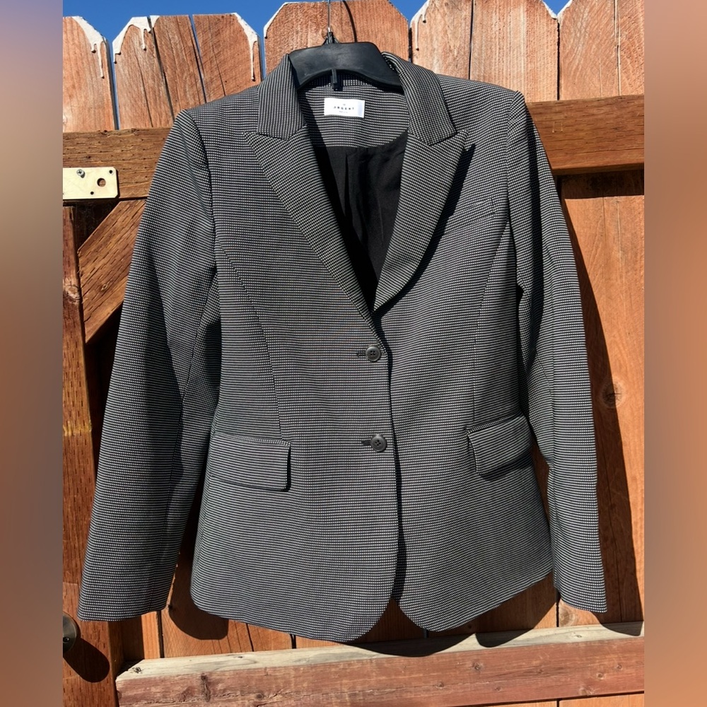 ARGENT Elegant Black and Gray Blazer